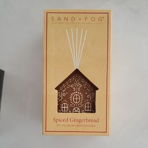 SAND + FOG Spiced Gingerbread Reed Diffuser - Brown NEW